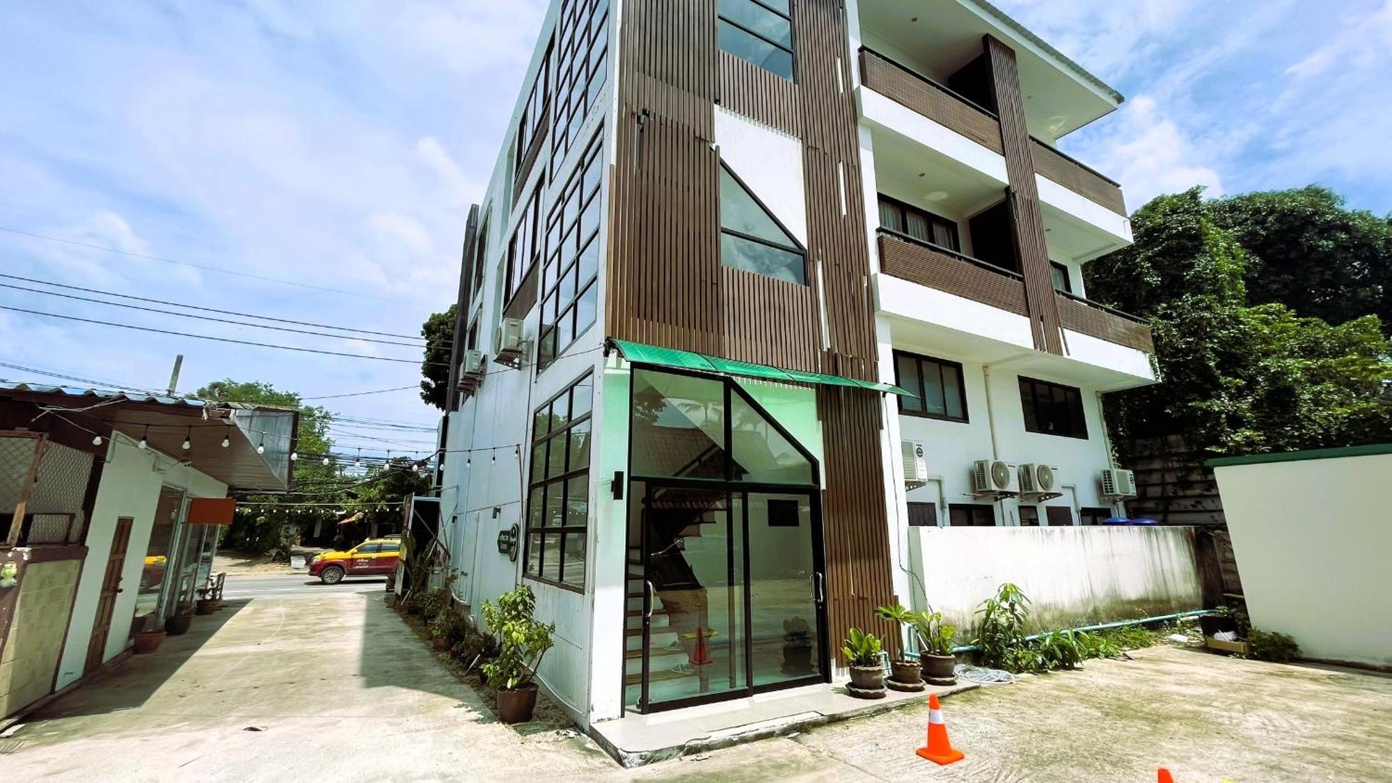 Rockstar Beach Apartments 邦拉 外观 照片